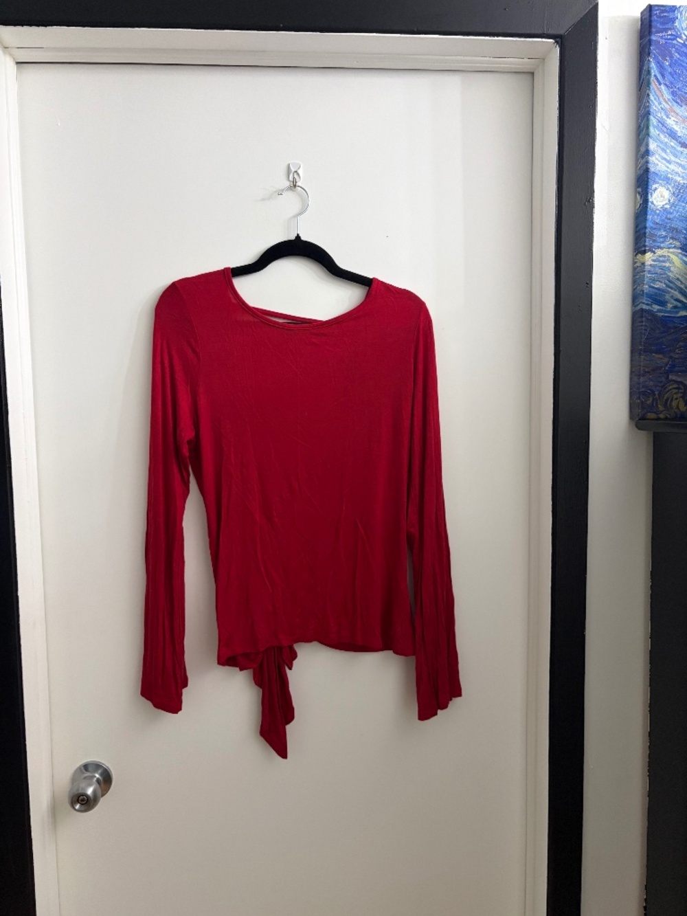 Red backless long sleeve tee